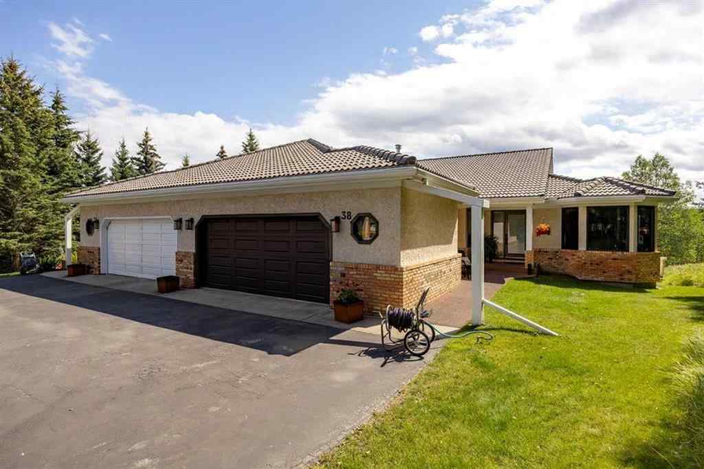 MLS® A2248122 - 38 Sunrise Way  in Priddis Greens Priddis Greens, Residential