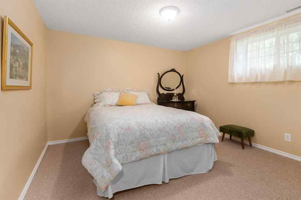 MLS® A2248124 - 315 De Foras Close NW in High River Golf Course High River, Residential
