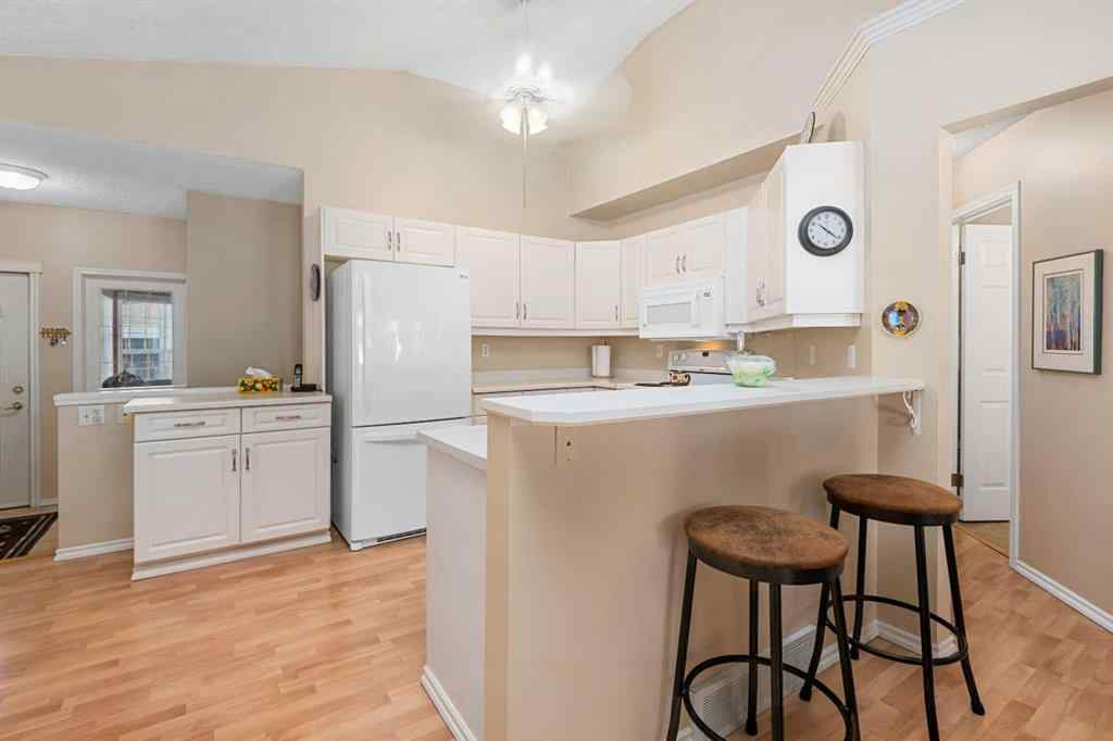 MLS® A2248124 - 315 De Foras Close NW in High River Golf Course High River, Residential