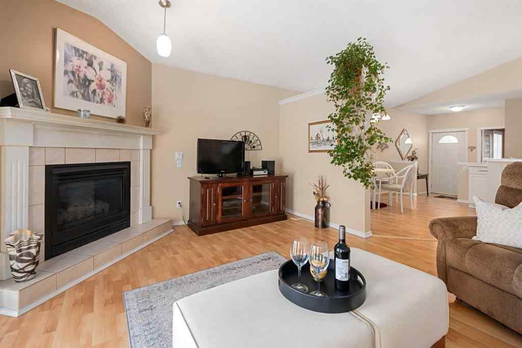 MLS® A2248124 - 315 De Foras Close NW in High River Golf Course High River, Residential