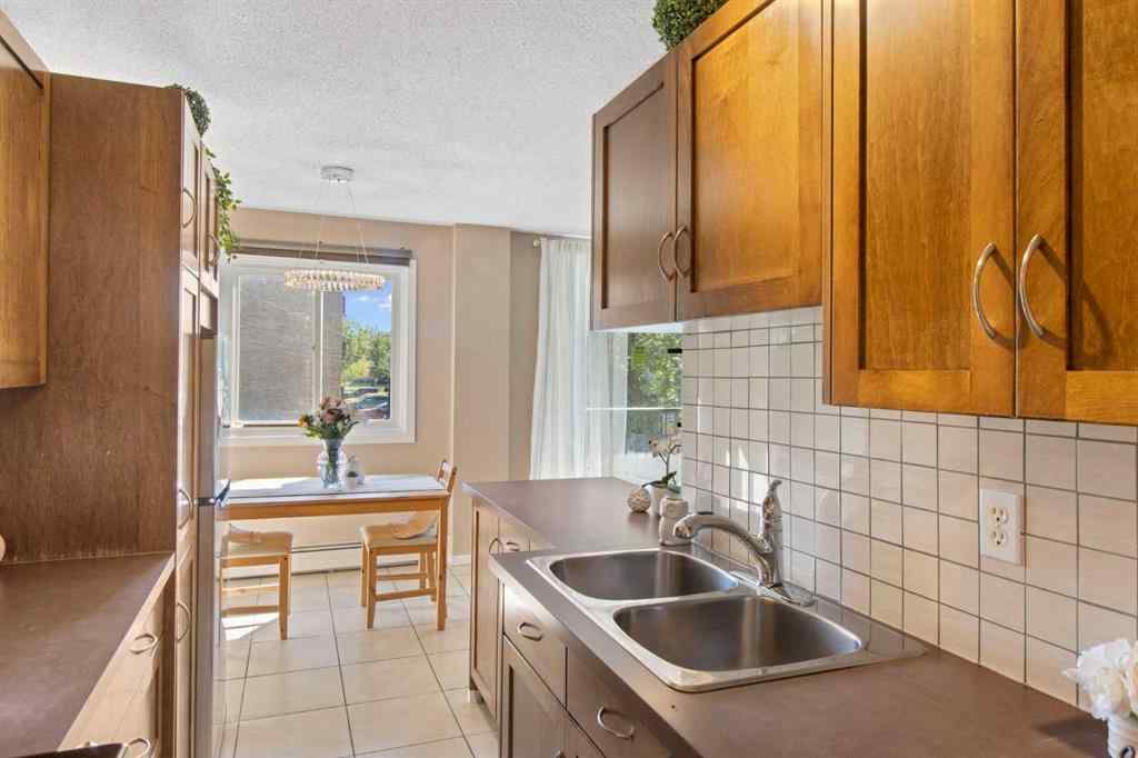 MLS® A2248126 - Unit #201 635 57 Avenue SW in Windsor Park Calgary, Residential