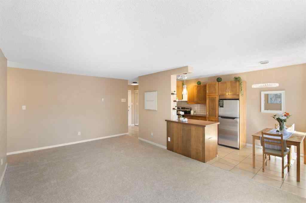 MLS® A2248126 - Unit #201 635 57 Avenue SW in Windsor Park Calgary, Residential