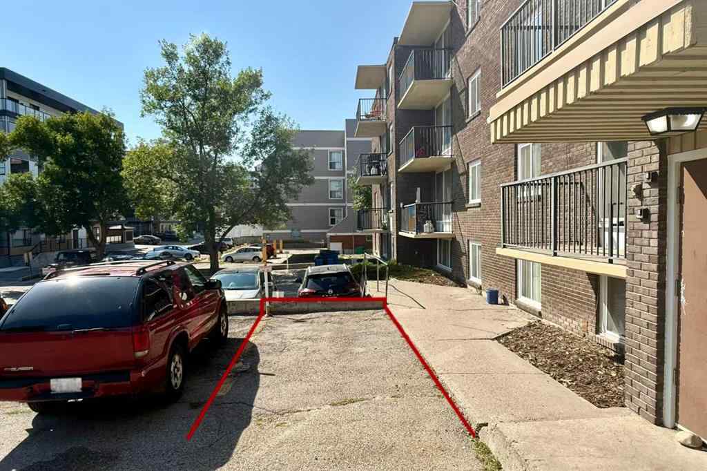 MLS® A2248126 - Unit #201 635 57 Avenue SW in Windsor Park Calgary, Residential