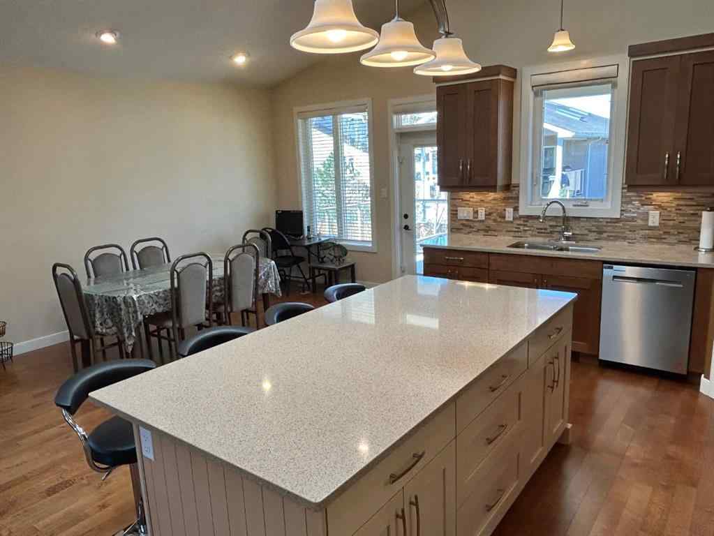 MLS® A2248127 - 330 Sixmile Lane S in Southgate Lethbridge, Residential