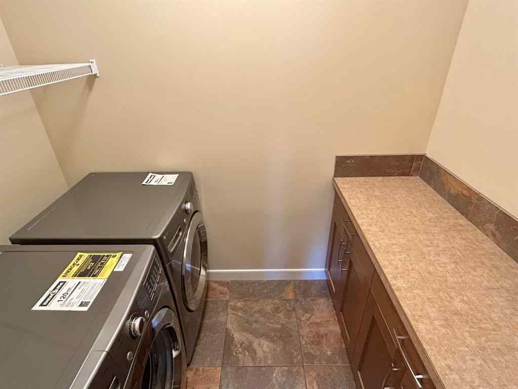 MLS® A2248127 - 330 Sixmile Lane S in Southgate Lethbridge, Residential