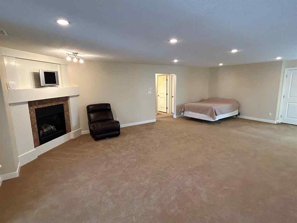 MLS® A2248127 - 330 Sixmile Lane S in Southgate Lethbridge, Residential