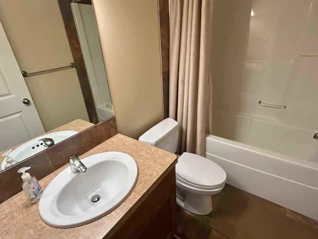 MLS® A2248127 - 330 Sixmile Lane S in Southgate Lethbridge, Residential