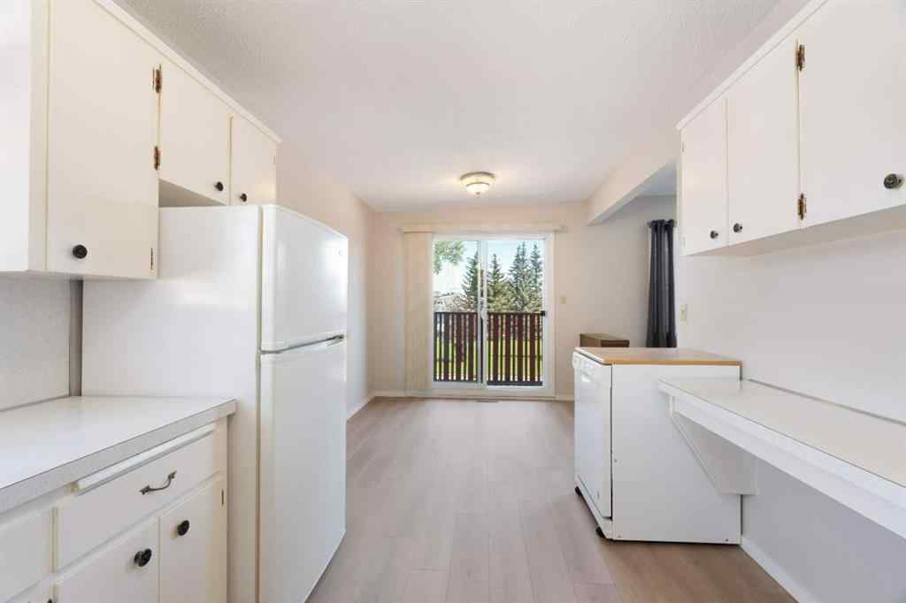 MLS® A2248135 - 11741 Canfield Road SW in Canyon Meadows Calgary, Residential
