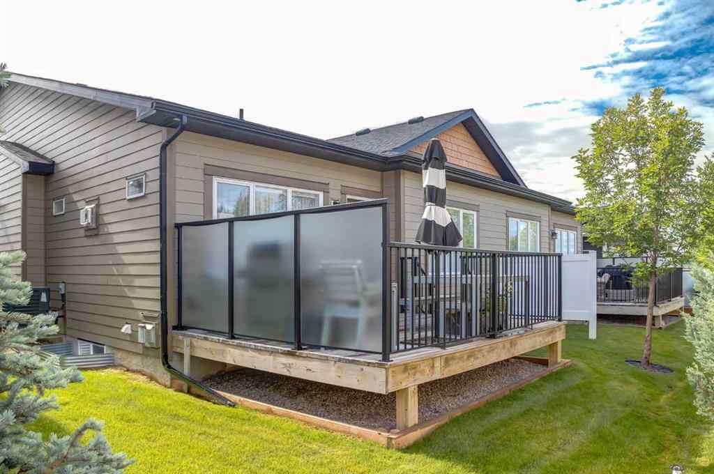 MLS® A2248142 - 95 Sierra Morena Manor SW in Signal Hill Calgary, Residential