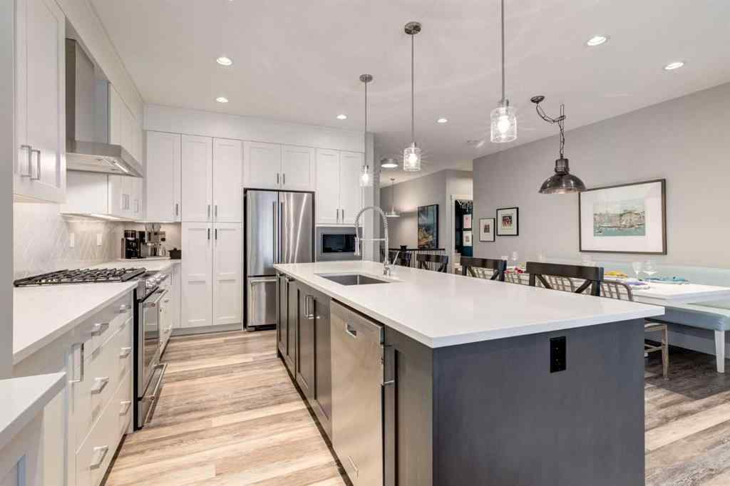 MLS® A2248142 - 95 Sierra Morena Manor SW in Signal Hill Calgary, Residential