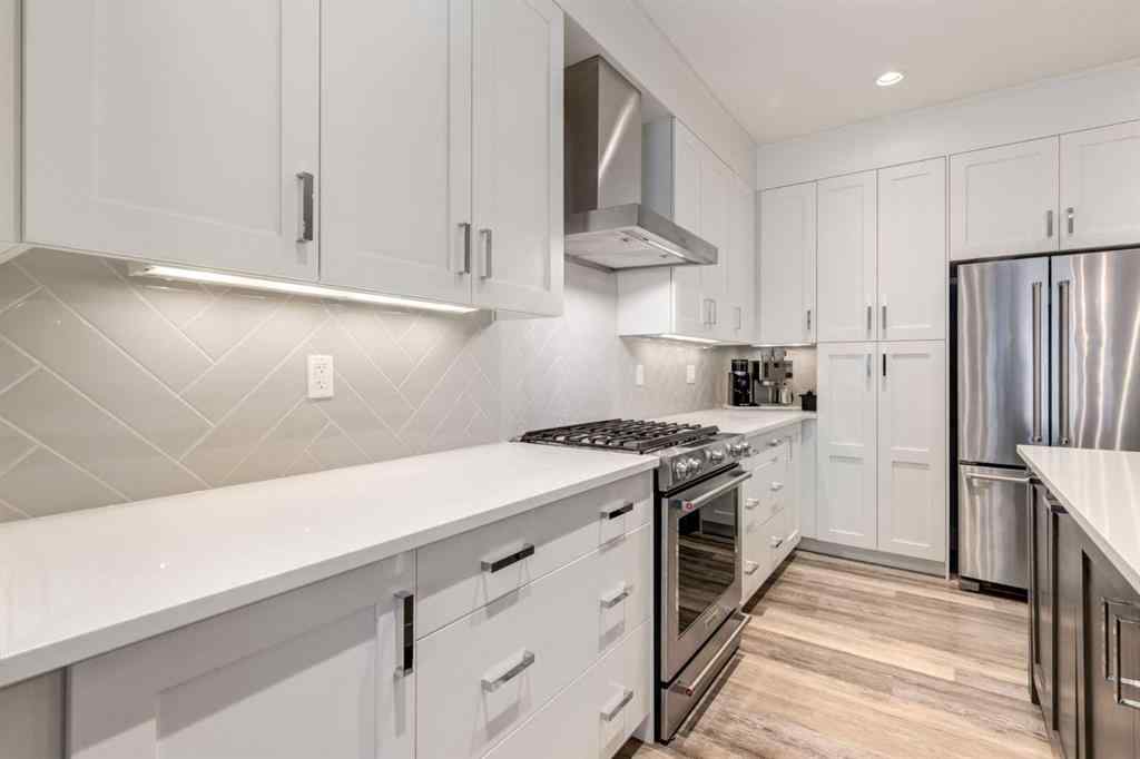 MLS® A2248142 - 95 Sierra Morena Manor SW in Signal Hill Calgary, Residential