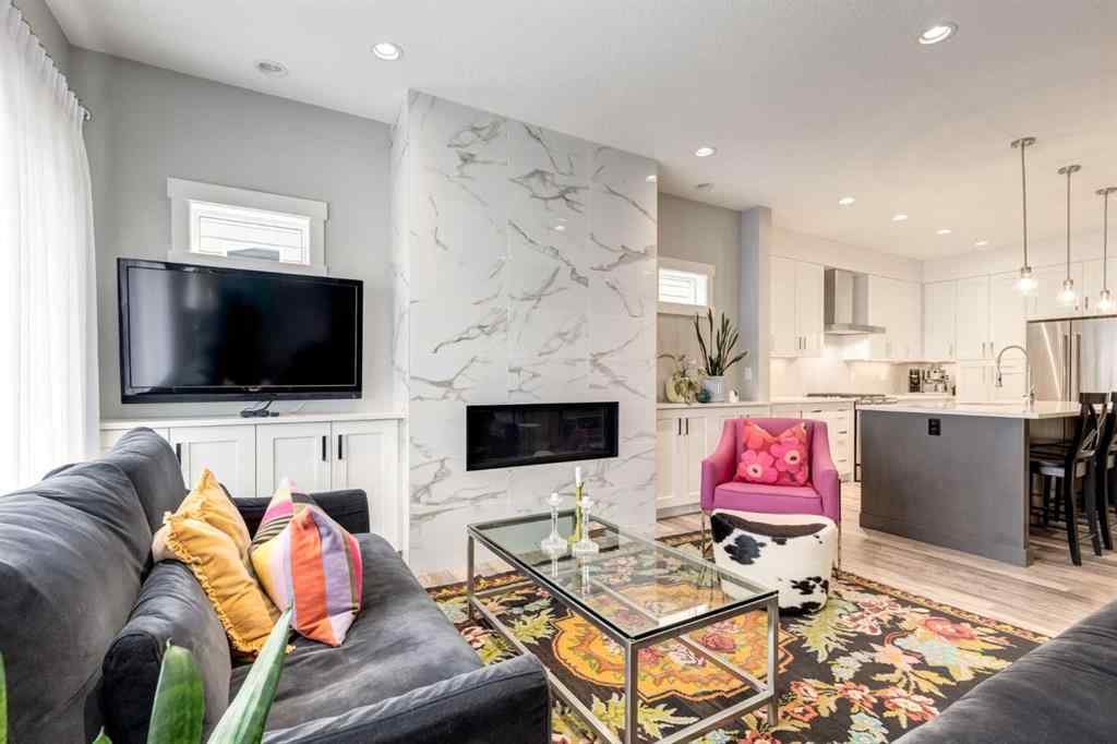 MLS® A2248142 - 95 Sierra Morena Manor SW in Signal Hill Calgary, Residential