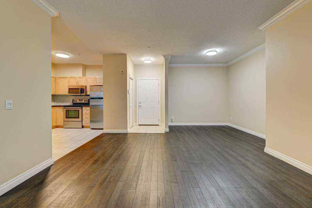 MLS® A2248143 - Unit #106 11170 30 Street SW in Cedarbrae Calgary, Residential