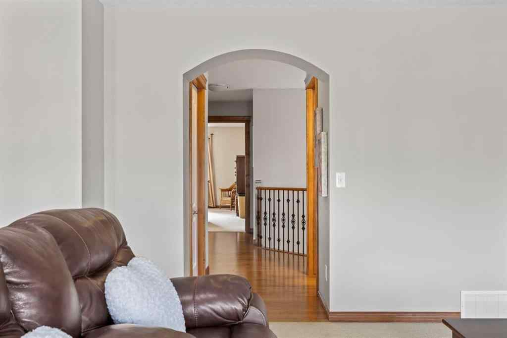 MLS® A2248144 - 263 Everoak Drive SW in Evergreen Calgary, Residential
