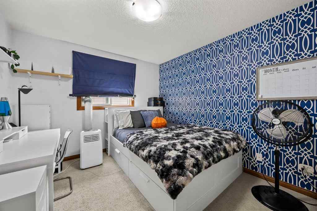 MLS® A2248144 - 263 Everoak Drive SW in Evergreen Calgary, Residential