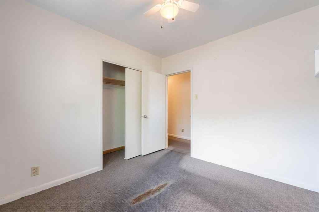 MLS® A2248147 - 4 Cornell Place NW in Cambrian Heights Calgary, Residential