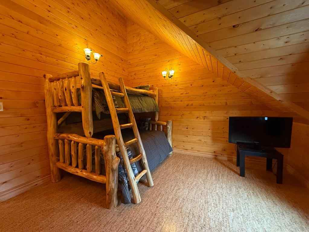 MLS® A2248154 - 115 Deerland Road  in NONE Lac Des Iles, Residential