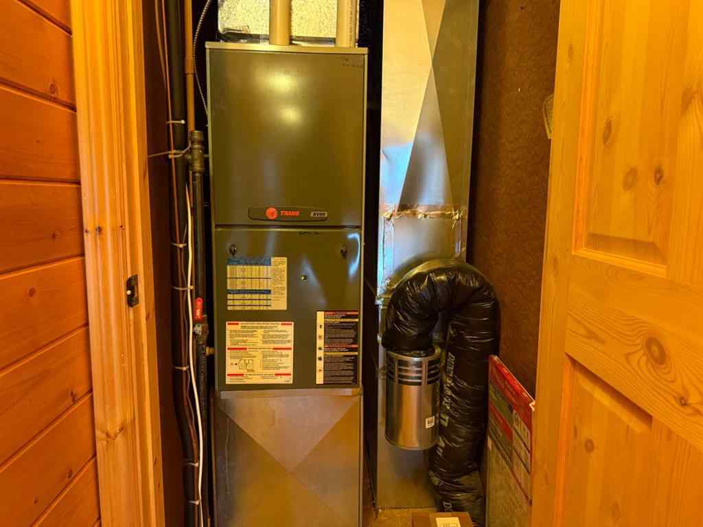 MLS® A2248154 - 115 Deerland Road  in NONE Lac Des Iles, Residential