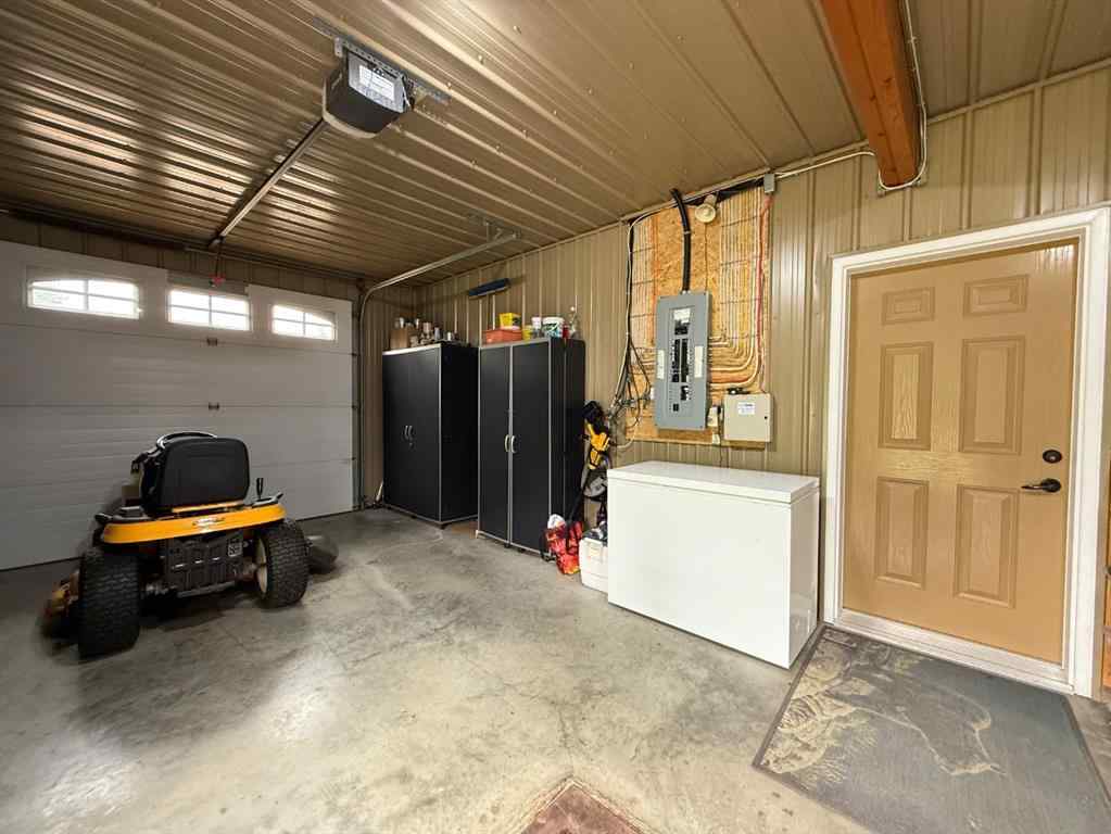 MLS® A2248154 - 115 Deerland Road  in NONE Lac Des Iles, Residential