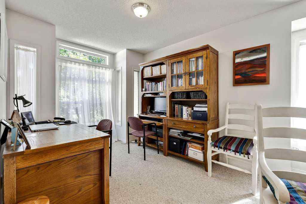 MLS® A2248155 - 145 Sierra Morena Green SW in Signal Hill Calgary, Residential