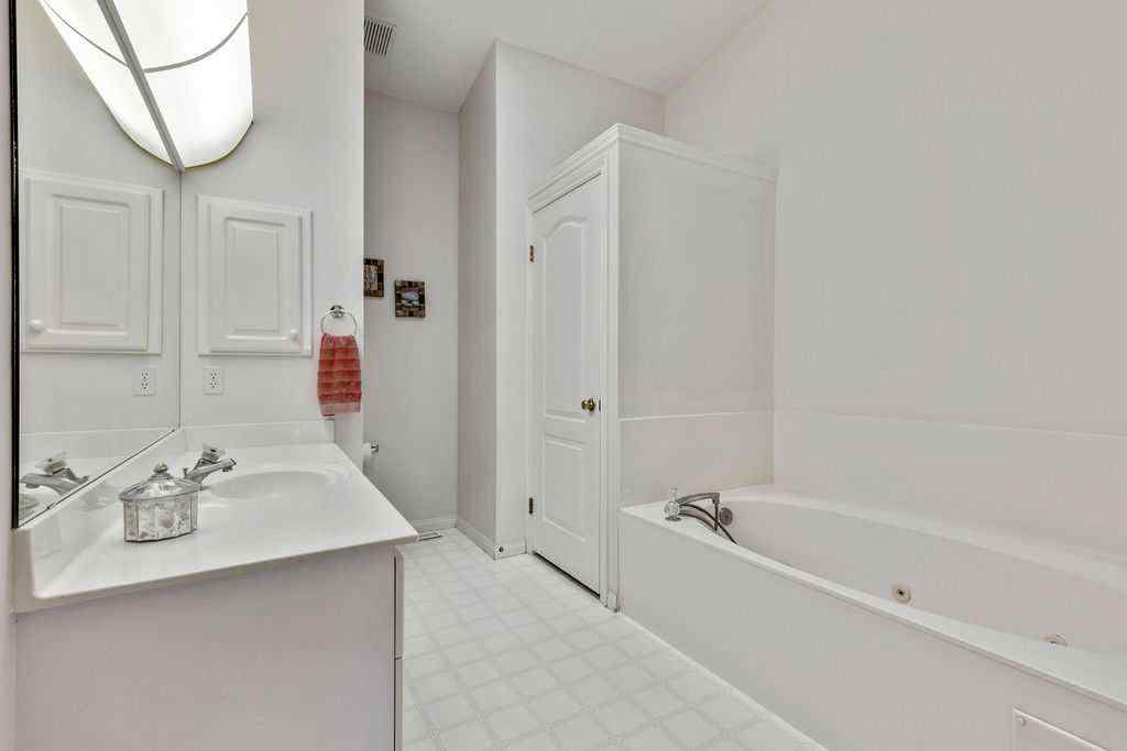 MLS® A2248155 - 145 Sierra Morena Green SW in Signal Hill Calgary, Residential