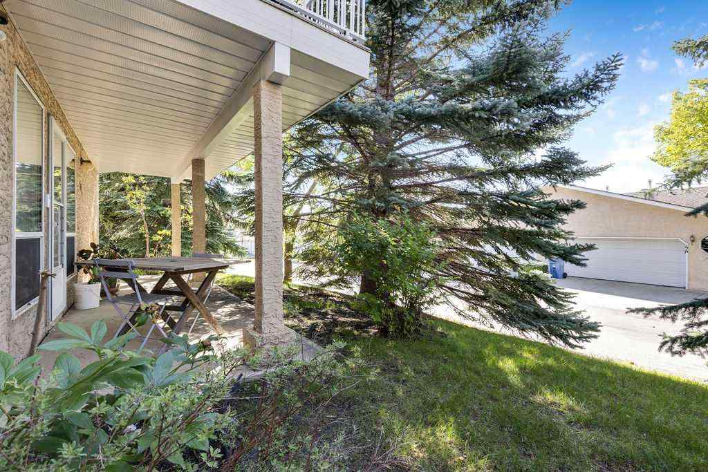 MLS® A2248155 - 145 Sierra Morena Green SW in Signal Hill Calgary, Residential