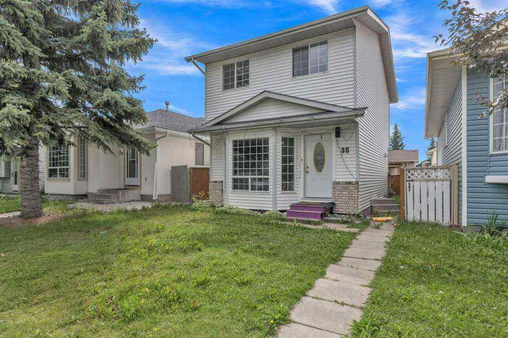 MLS® A2248164 - 35 Martinwood Way NE in Martindale Calgary, Residential