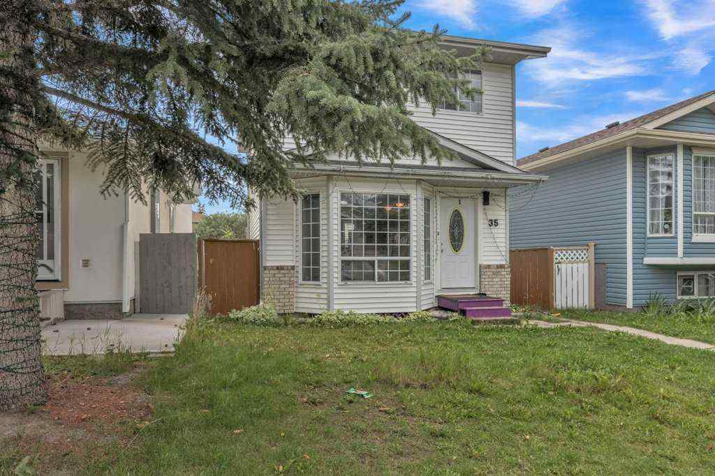 MLS® A2248164 - 35 Martinwood Way NE in Martindale Calgary, Residential