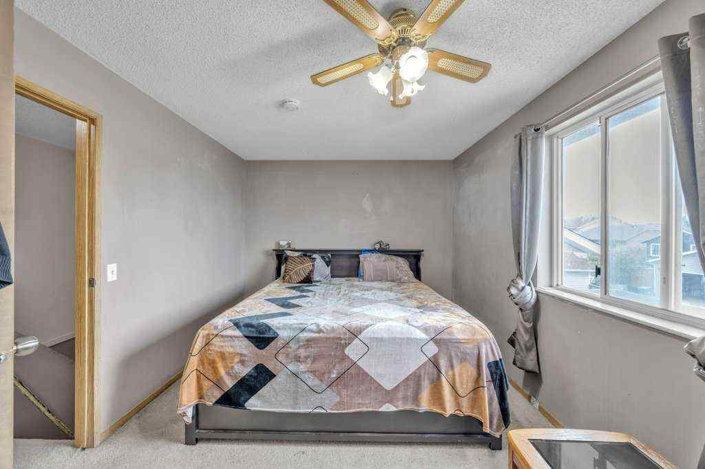 MLS® A2248164 - 35 Martinwood Way NE in Martindale Calgary, Residential