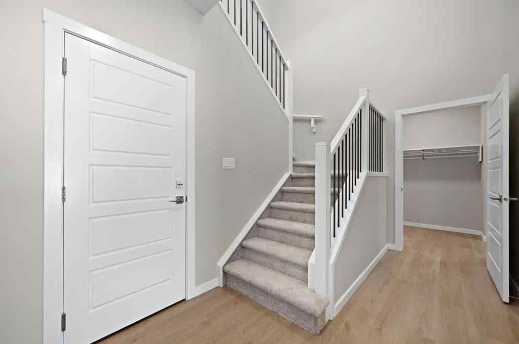 MLS® A2248165 - 7 Heritage Link  in NONE Cochrane, Residential