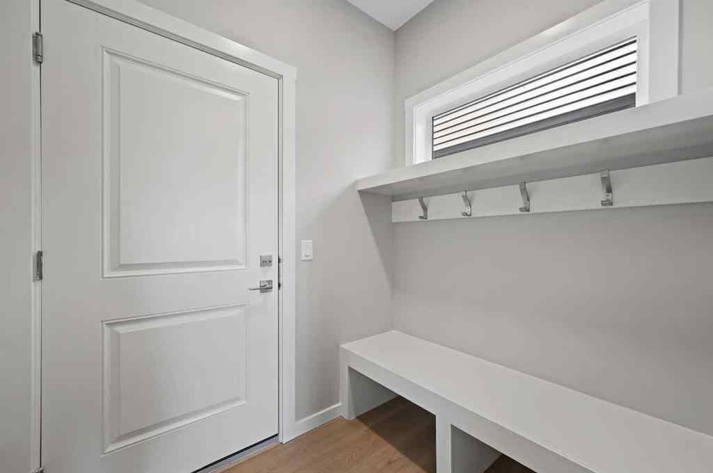 MLS® A2248165 - 7 Heritage Link  in NONE Cochrane, Residential