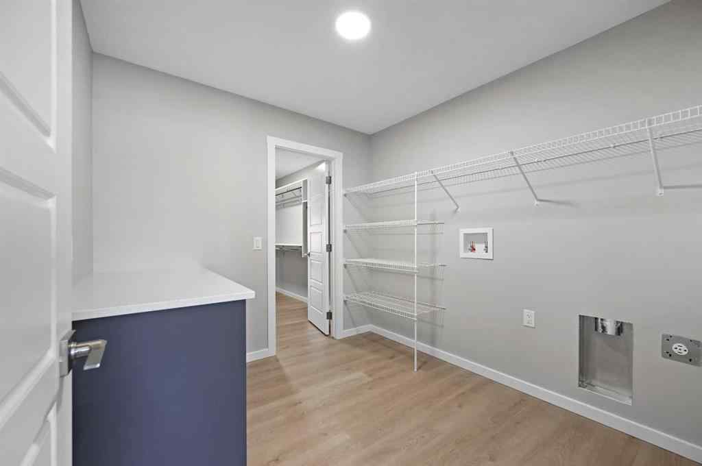 MLS® A2248165 - 7 Heritage Link  in NONE Cochrane, Residential