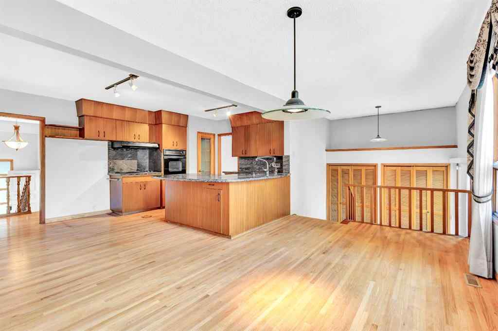 MLS® A2248167 - 3151 Upper Place NW in University Heights Calgary, Residential