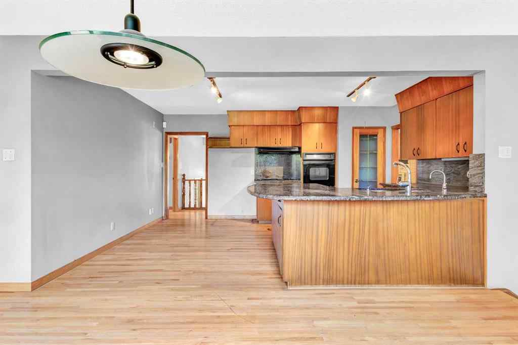 MLS® A2248167 - 3151 Upper Place NW in University Heights Calgary, Residential