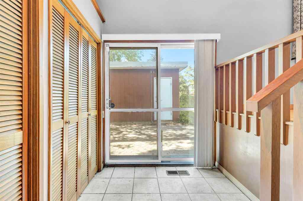 MLS® A2248167 - 3151 Upper Place NW in University Heights Calgary, Residential