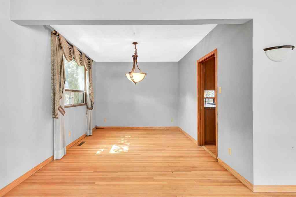 MLS® A2248167 - 3151 Upper Place NW in University Heights Calgary, Residential