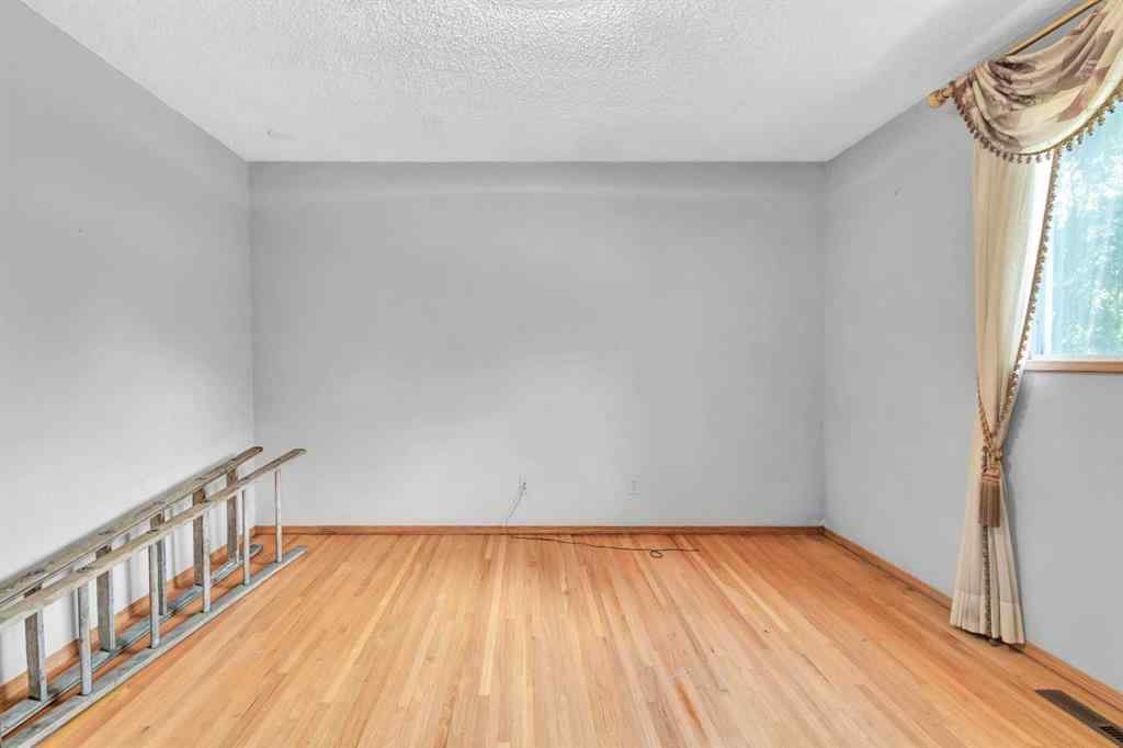 MLS® A2248167 - 3151 Upper Place NW in University Heights Calgary, Residential