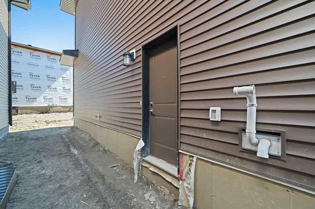 MLS® A2248171 - 11 Heritage Link  in Heritage Hills Cochrane, Residential