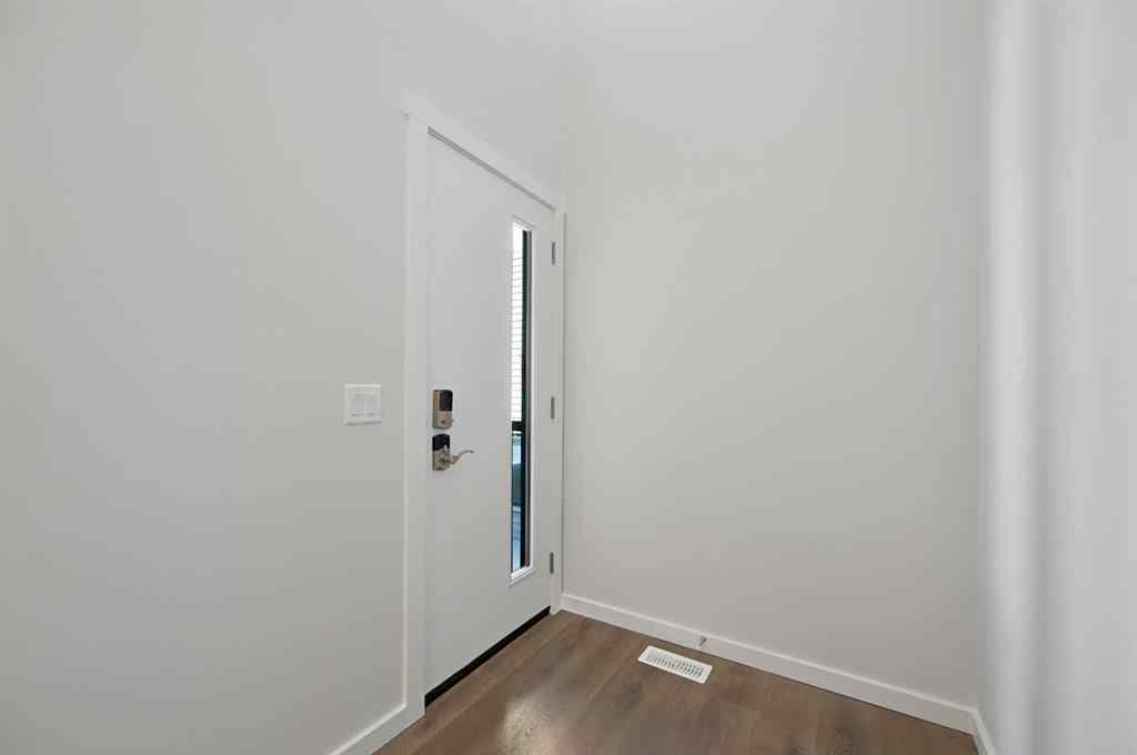MLS® A2248171 - 11 Heritage Link  in Heritage Hills Cochrane, Residential