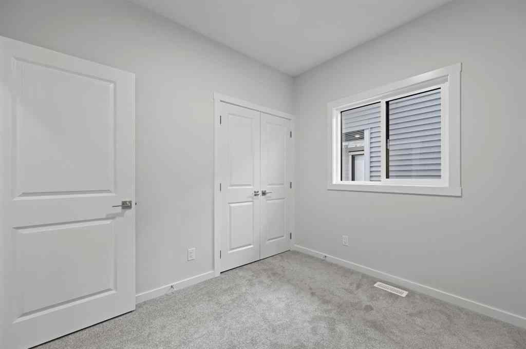 MLS® A2248171 - 11 Heritage Link  in Heritage Hills Cochrane, Residential