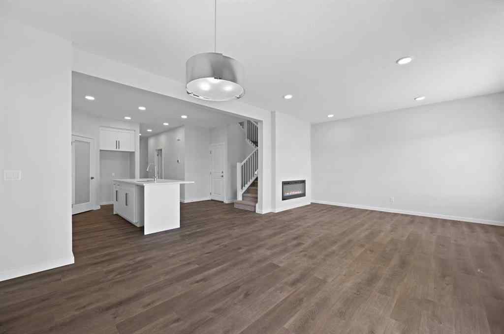 MLS® A2248171 - 11 Heritage Link  in Heritage Hills Cochrane, Residential