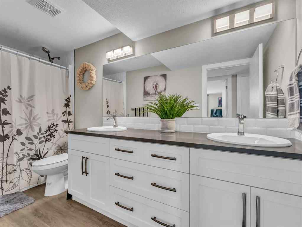 MLS® A2248177 - 42 Cook Court SE in Crestwood-Norwood Medicine Hat, Residential