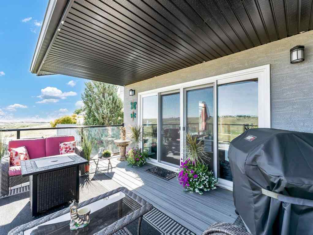 MLS® A2248177 - 42 Cook Court SE in Crestwood-Norwood Medicine Hat, Residential