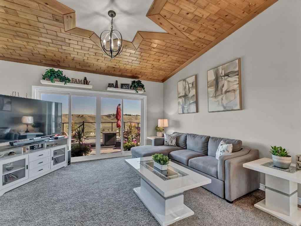 MLS® A2248177 - 42 Cook Court SE in Crestwood-Norwood Medicine Hat, Residential