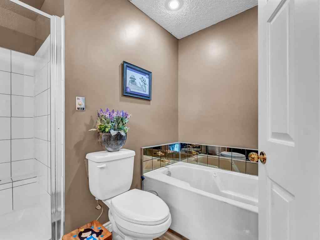 MLS® A2248177 - 42 Cook Court SE in Crestwood-Norwood Medicine Hat, Residential