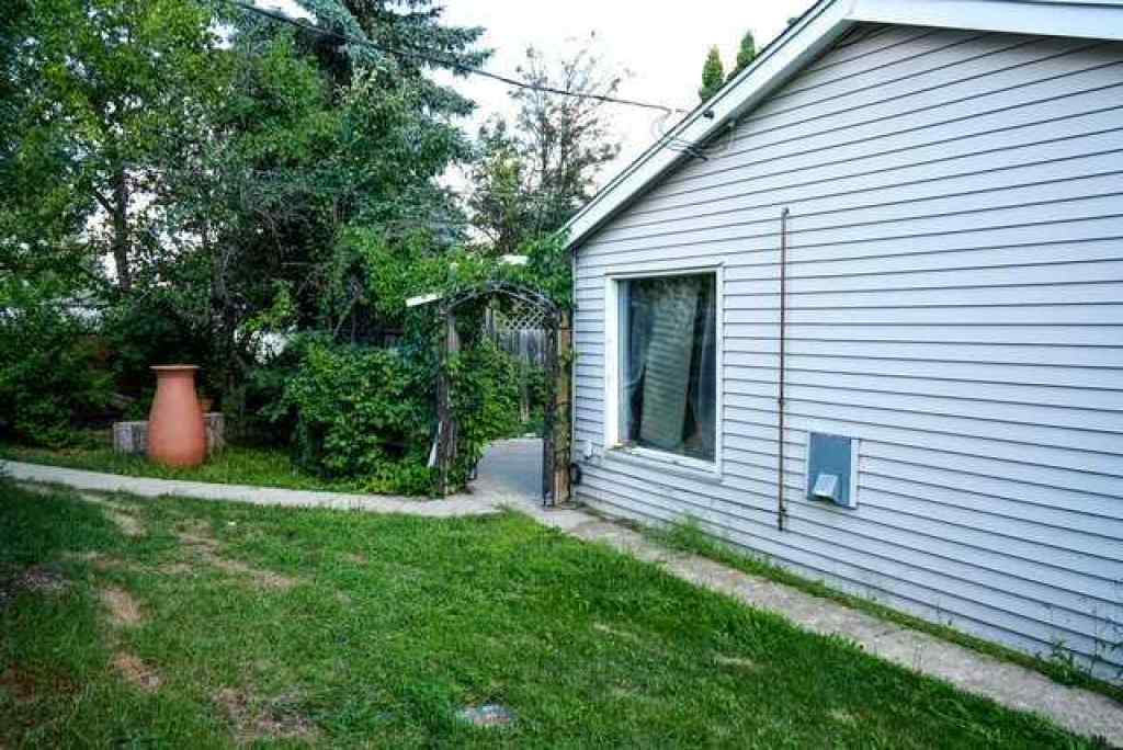 MLS® A2248182 - 5008 47 Street  in NONE Hardisty, Residential