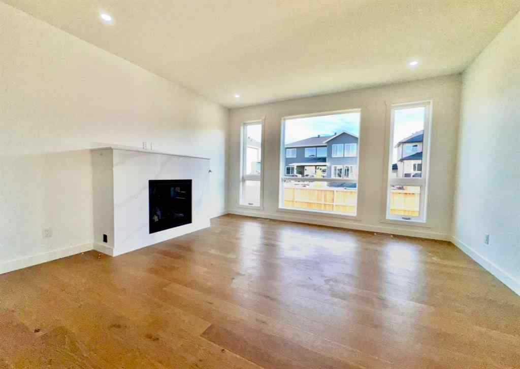 MLS® A2248184 - 37 North Bridges Bay SW in Bridges of Langdon Langdon, Residential