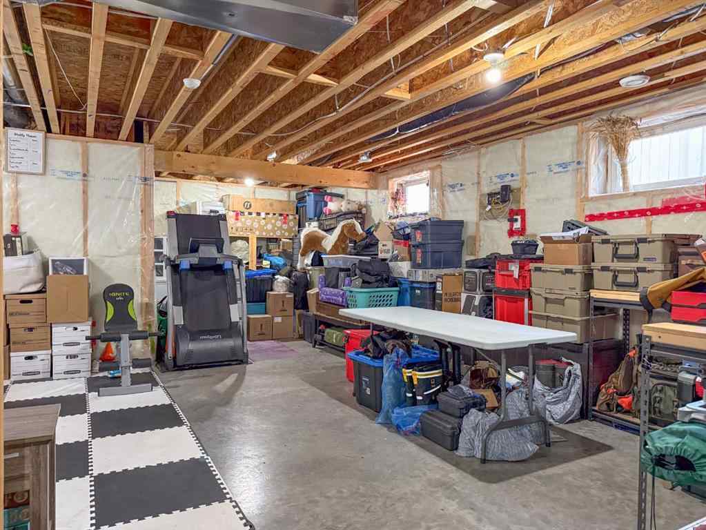 MLS® A2248193 - 3307 52nd Street  in Creekview Camrose, Residential