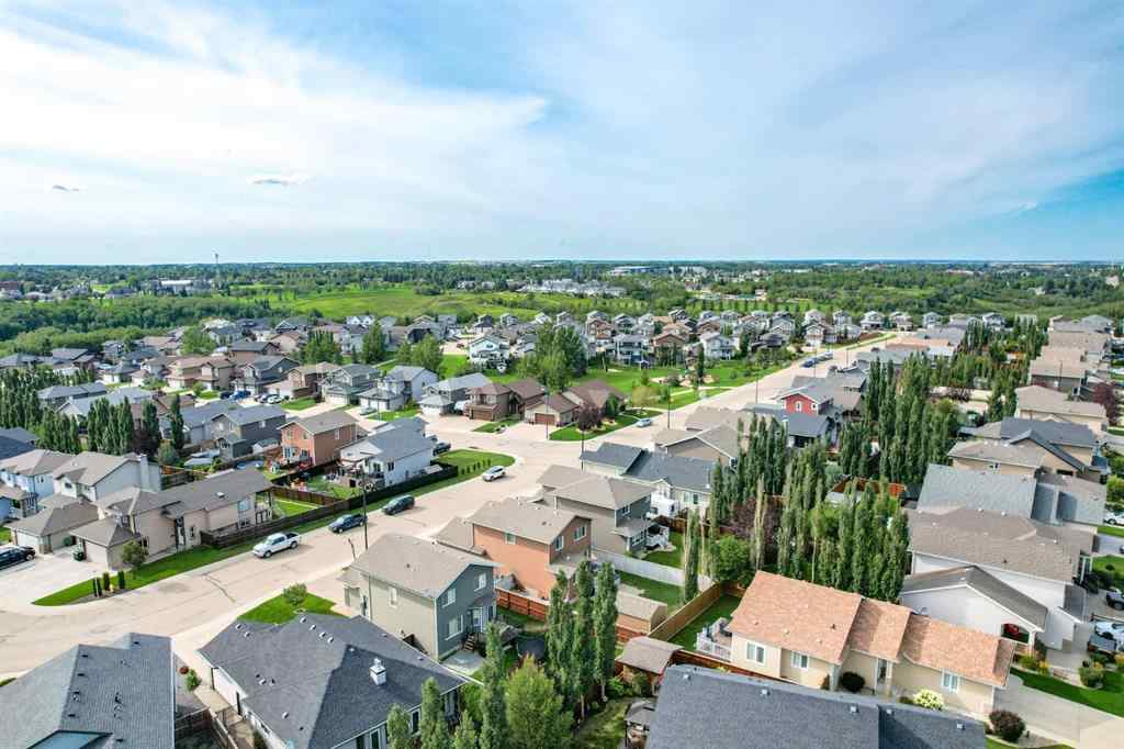 MLS® A2248193 - 3307 52nd Street  in Creekview Camrose, Residential