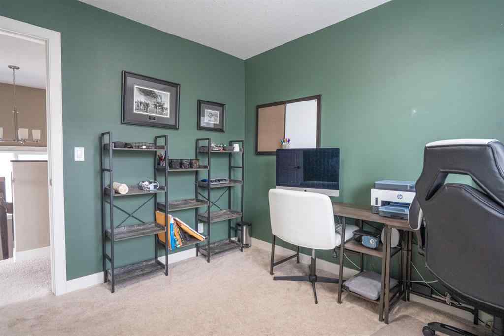 MLS® A2248193 - 3307 52nd Street  in Creekview Camrose, Residential